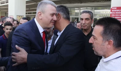 Serdivan Belediye Başkanı Osman Çelik göreve başladı